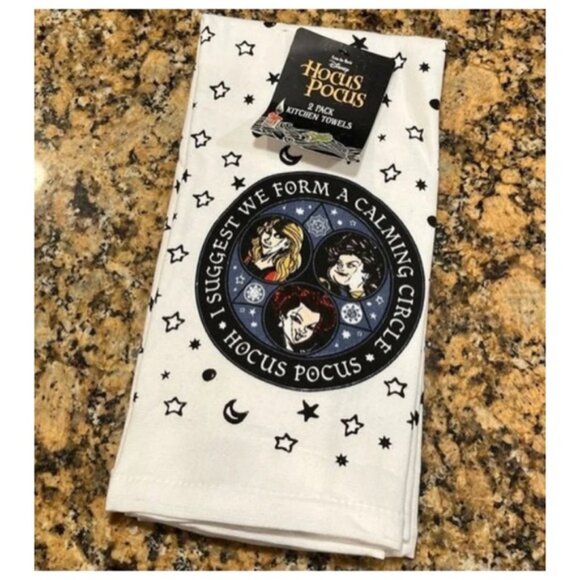 NEW Disney HOCUS POCUS Moon & Stars Kitchen Towel Set ~ Sanderson Sisters - Picture 2 of 5